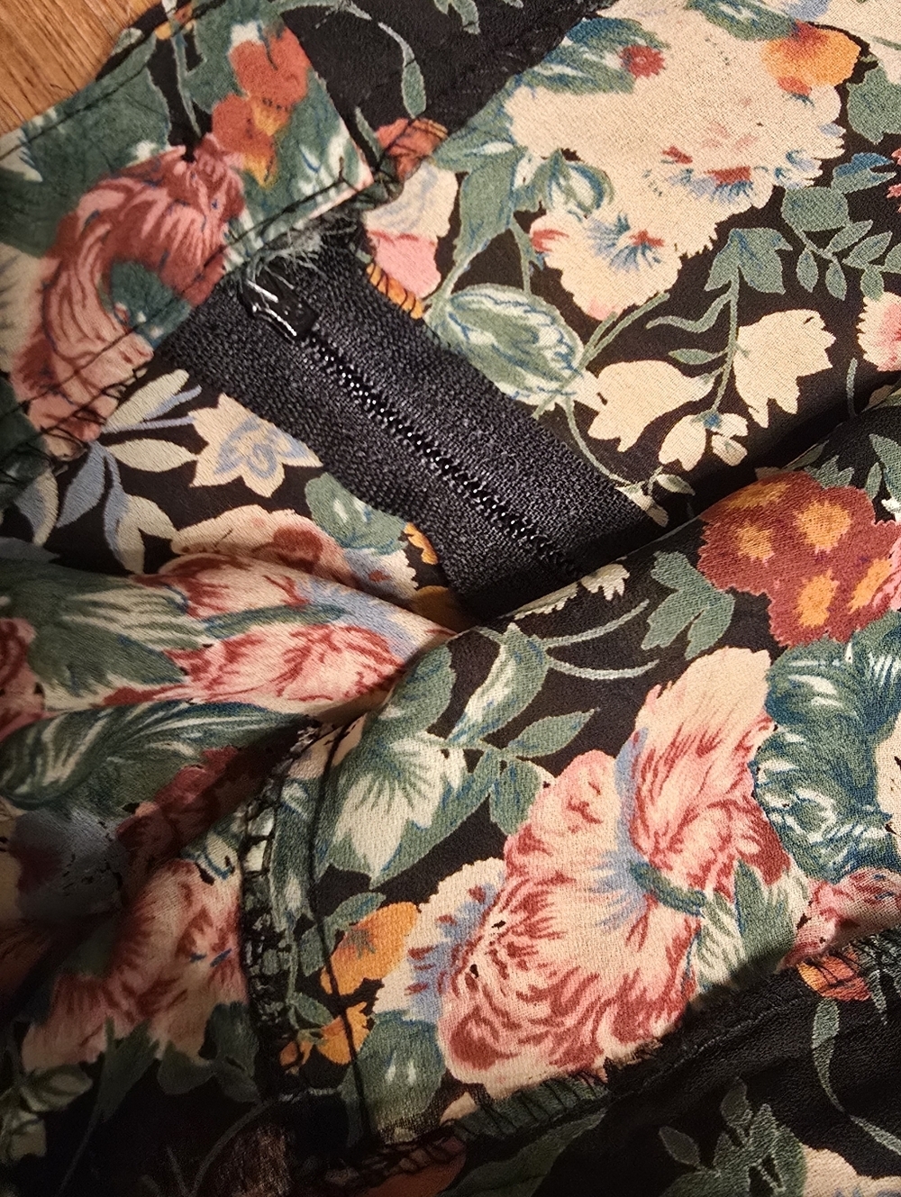 Vintage ZZ Michaels Floral Maxi Skirt Whimsigoth Cottagecore Dark Botanical - Picture 10 of 13